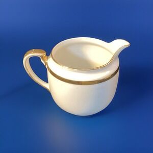 Vintage Noritake Japan Creamer Pitcher Hand Painted Gold‎ Rim Collectible
